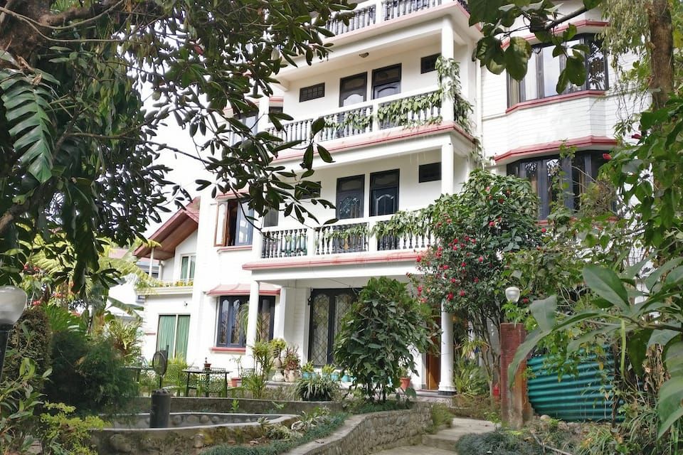 The mountain greenery & freshness welcomes you to the beautiful White Conch Residency.