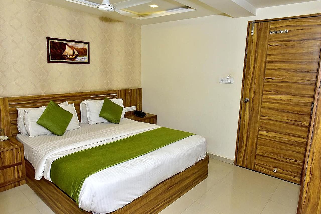 undefined Hotel Shobhna Palace 10