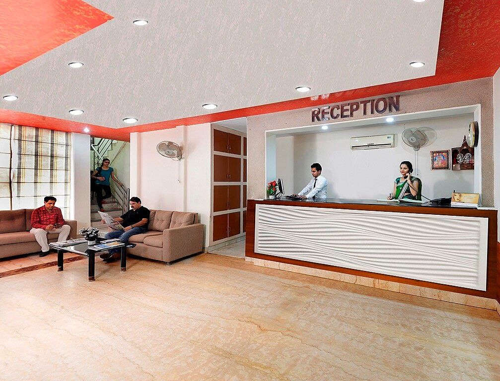 undefined Hotel President 2