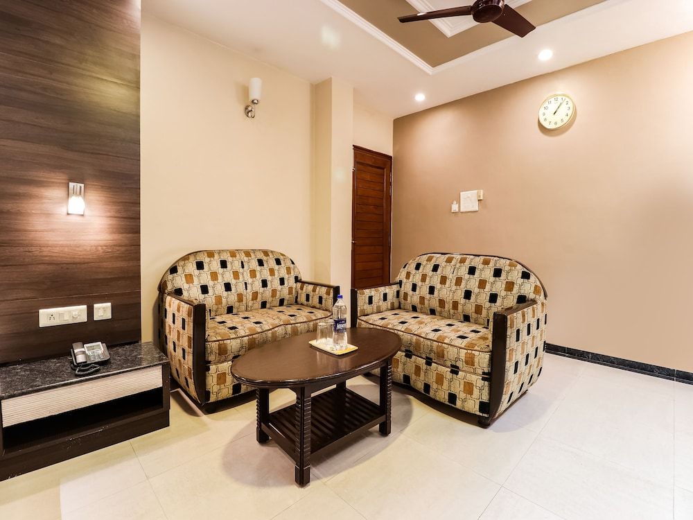 Capital O 47558 Hotel Swagat Room 6