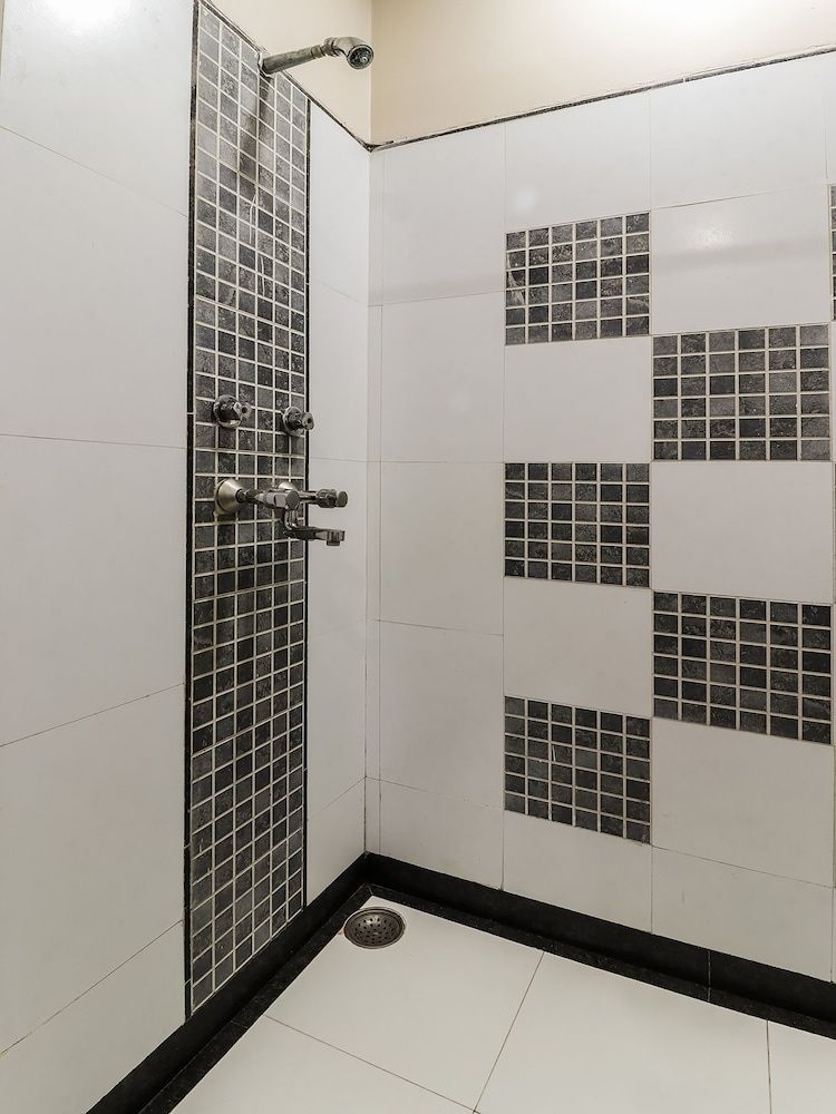 Capital O 47558 Hotel Swagat Room 12