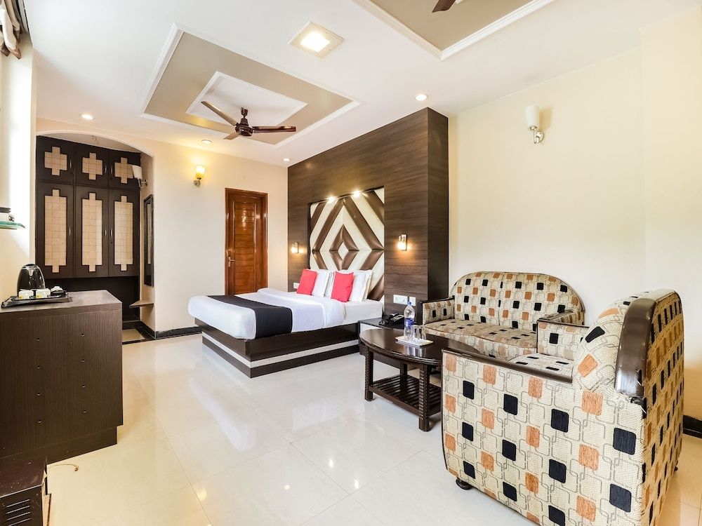 Capital O 47558 Hotel Swagat Room 3