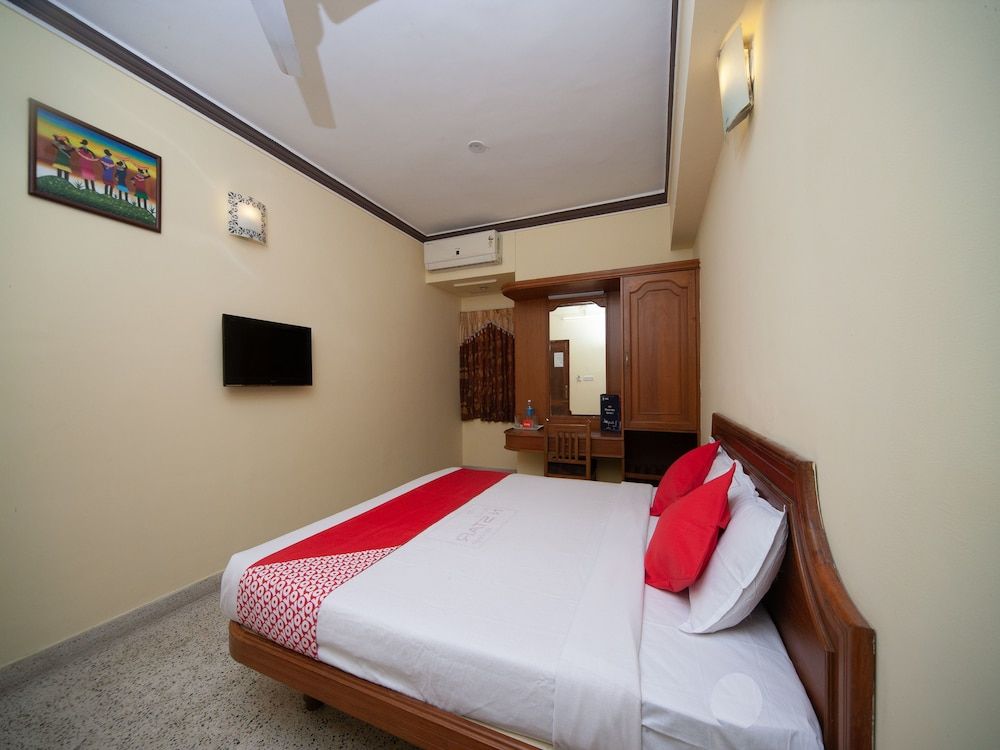 OYO 75752 Nstar Heritage Double or Twin Room 7