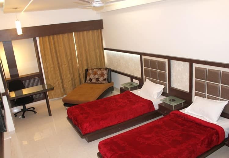 undefined Hotel Paradise 7