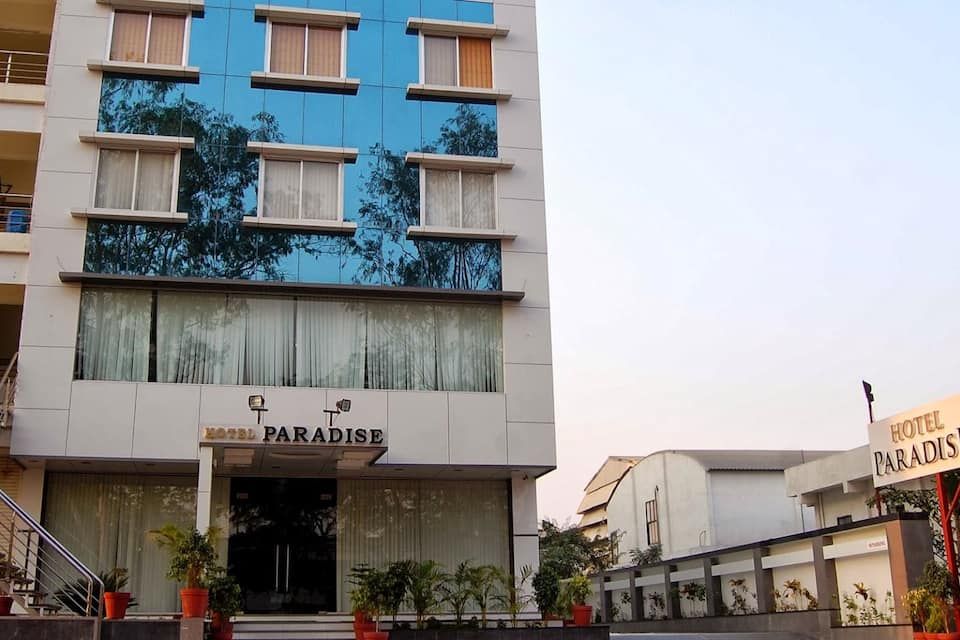 undefined Hotel Paradise 2