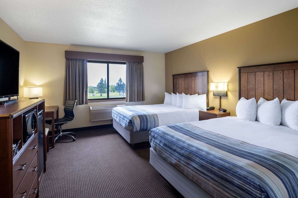Room, 2 Queen Beds, Non Smoking (Second Floor, No Elevator)