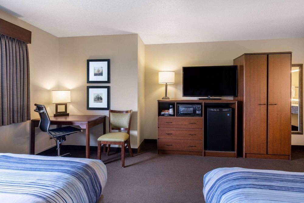Room, 2 Queen Beds, Non Smoking
