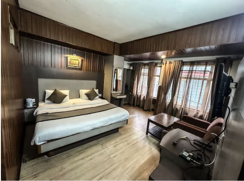 Hotel Marvel International Deluxe Room (No View) 2