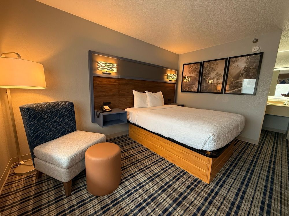 Room, 1 Queen Bed, Non Smoking