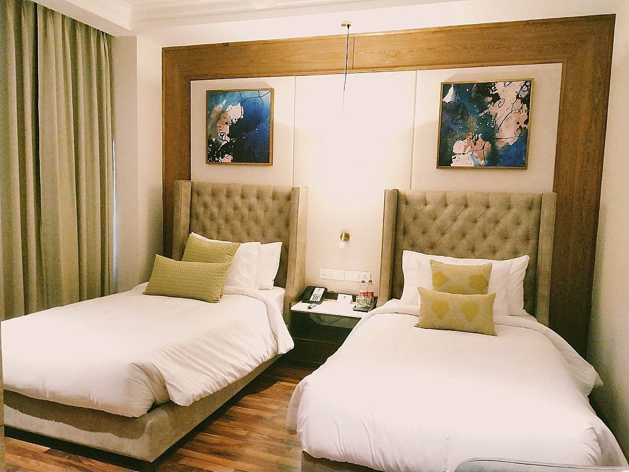 Maryland Group Hotel Executive Twin Bed Room 3