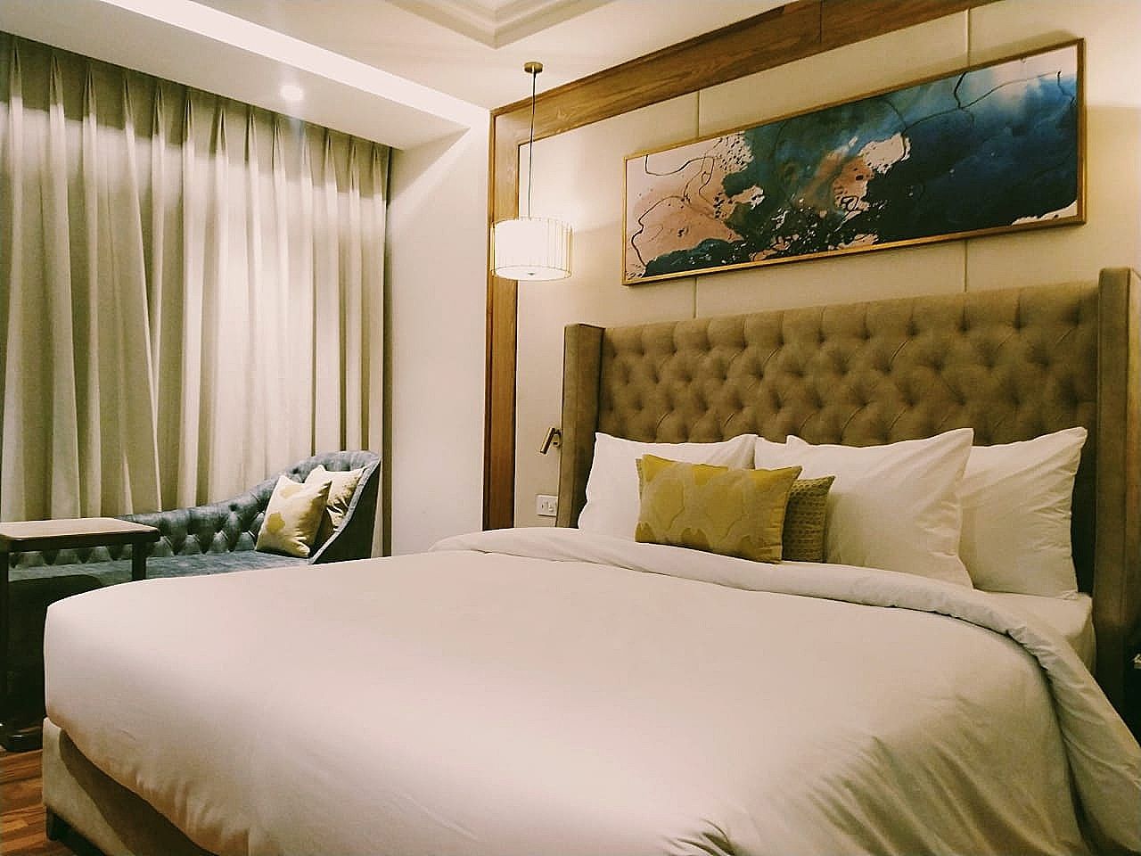 Maryland Group Hotel Executive Room 6