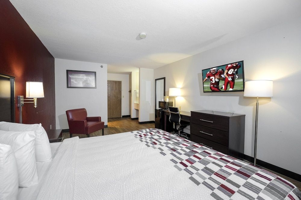 Superior Room, 1 King Bed, Smoking