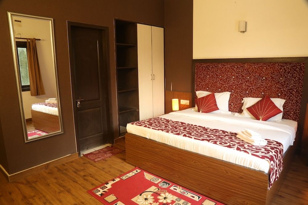 Anantkoti Deluxe Room