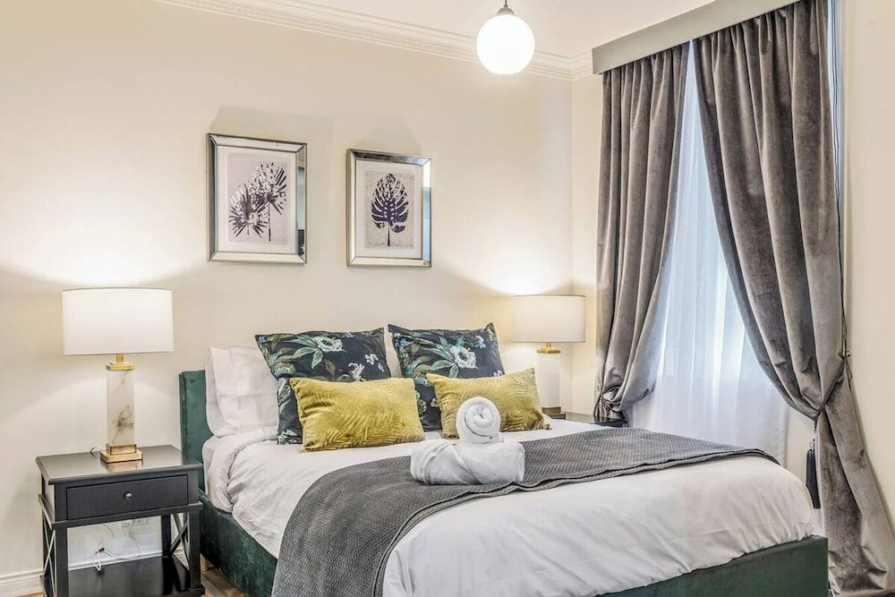 Rothbury Hotel Deluxe Apartment 4