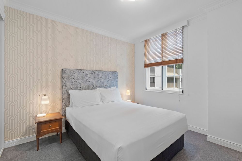 Rothbury Hotel Superior One Bedroom Apartment 4