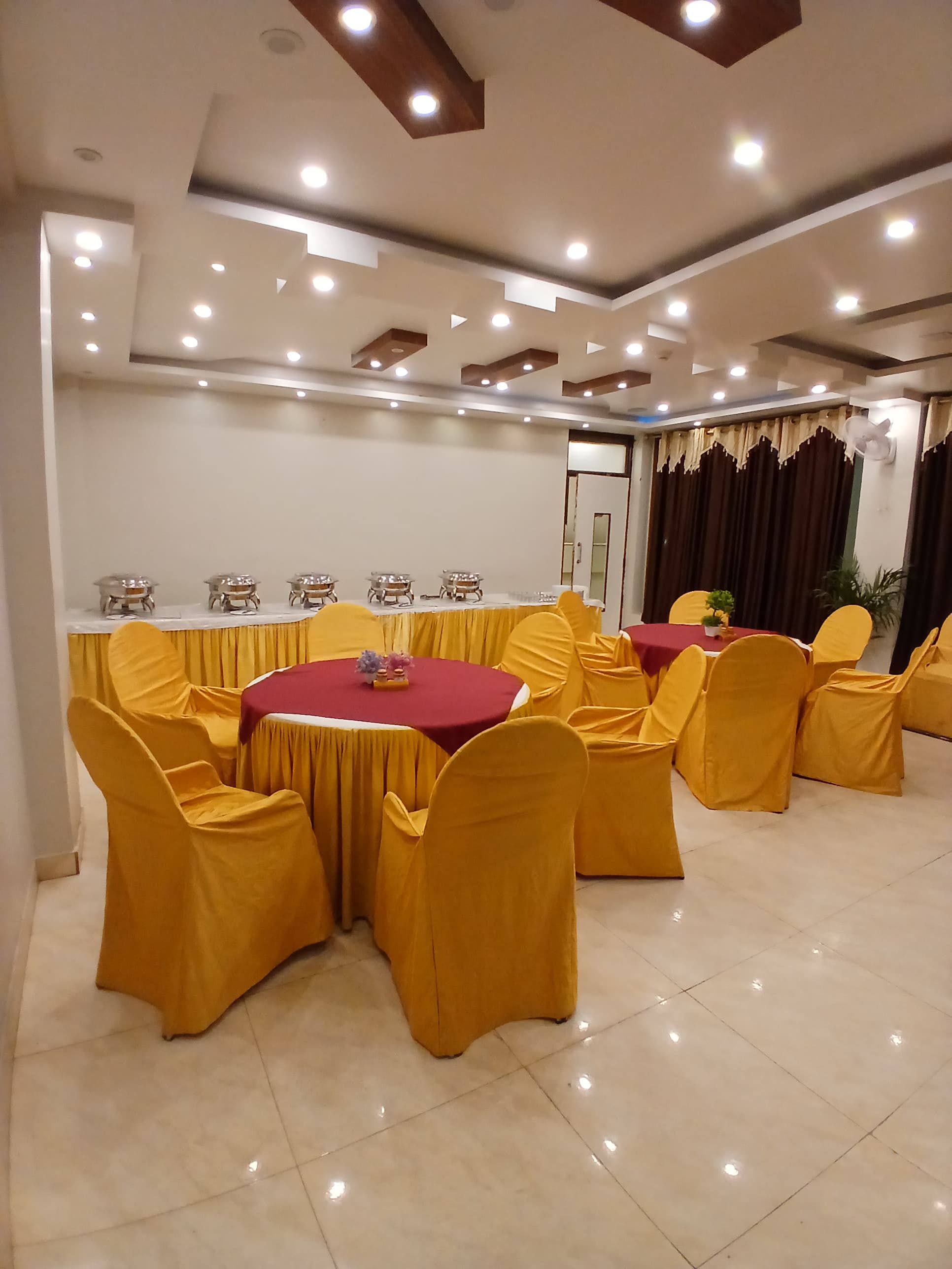 undefined Hotel Valentines 9