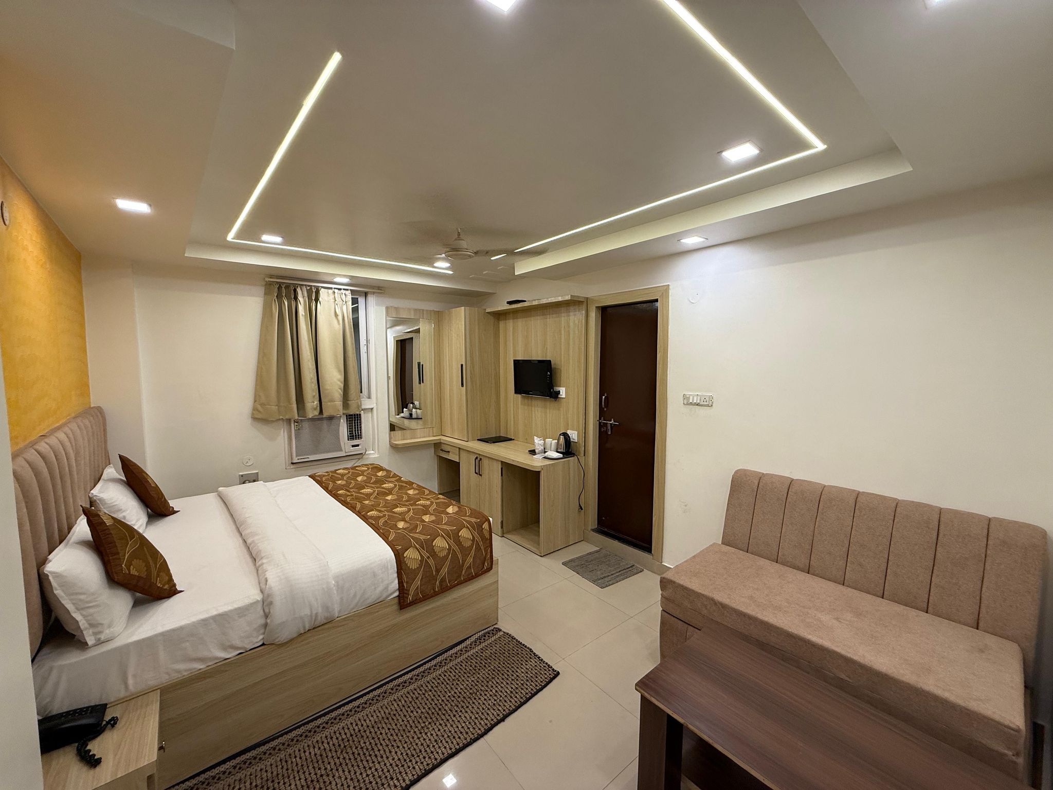 undefined Hotel Valentines 8