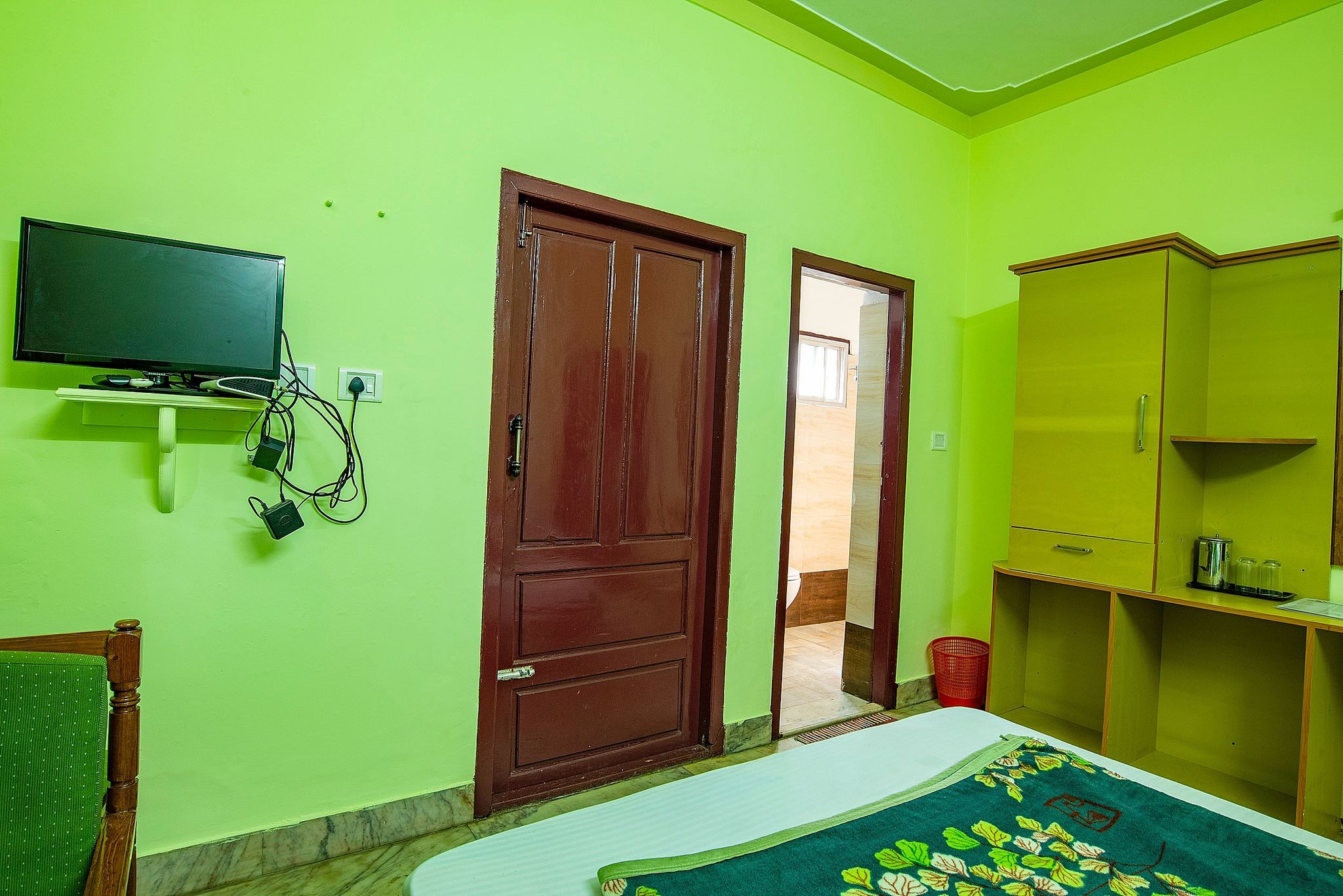 Dhanyasree Deluxe Room 23