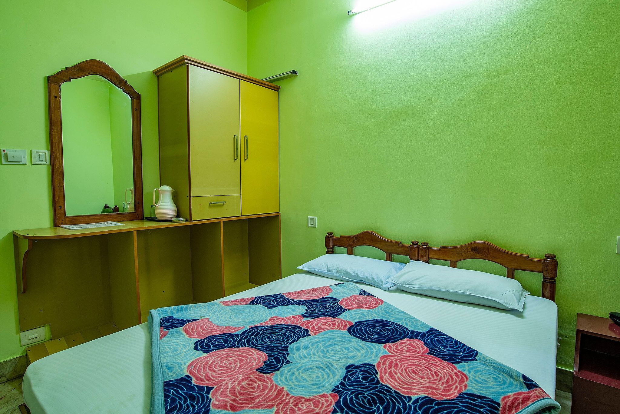 Dhanyasree Deluxe Room 25