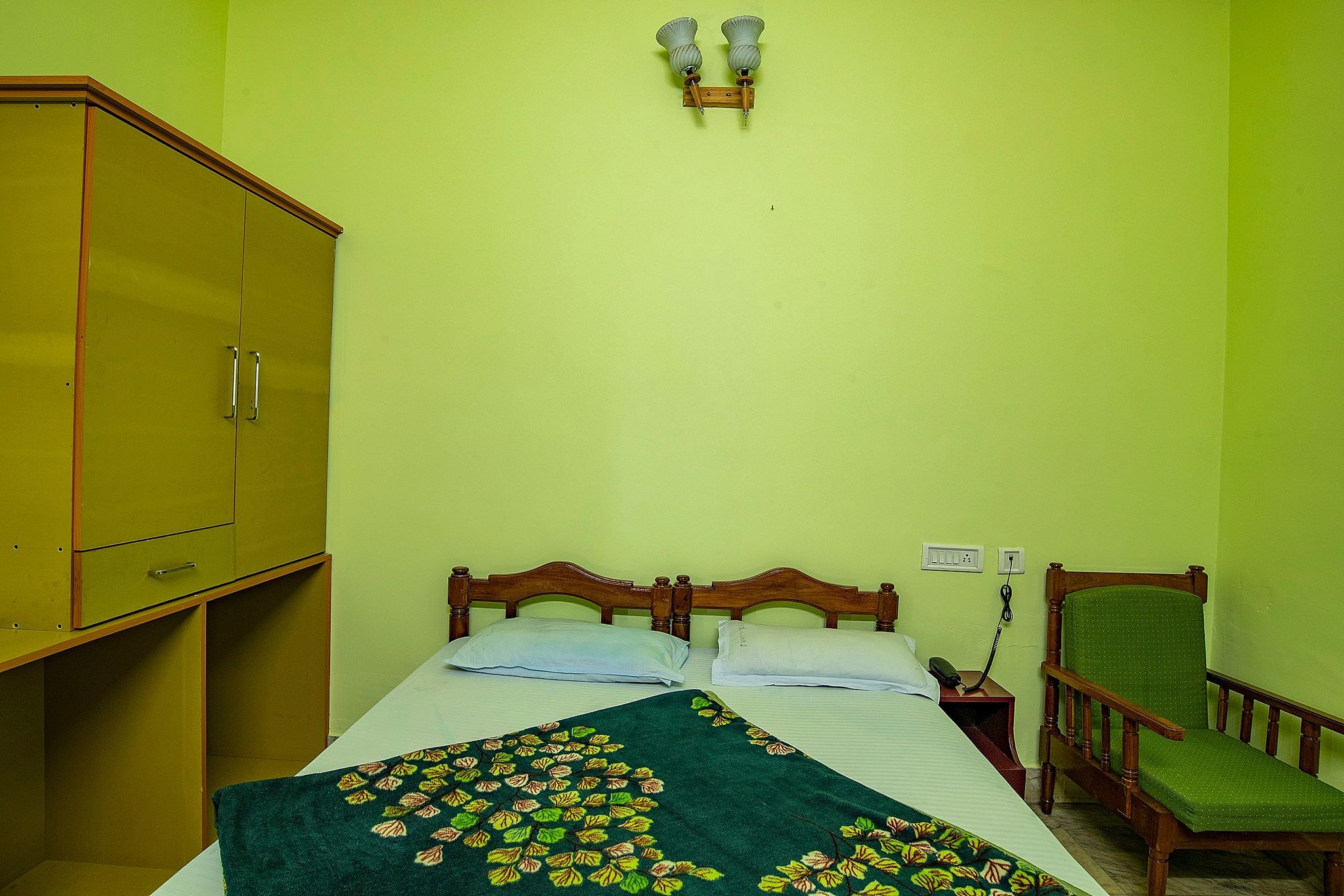 Dhanyasree Deluxe Room 21