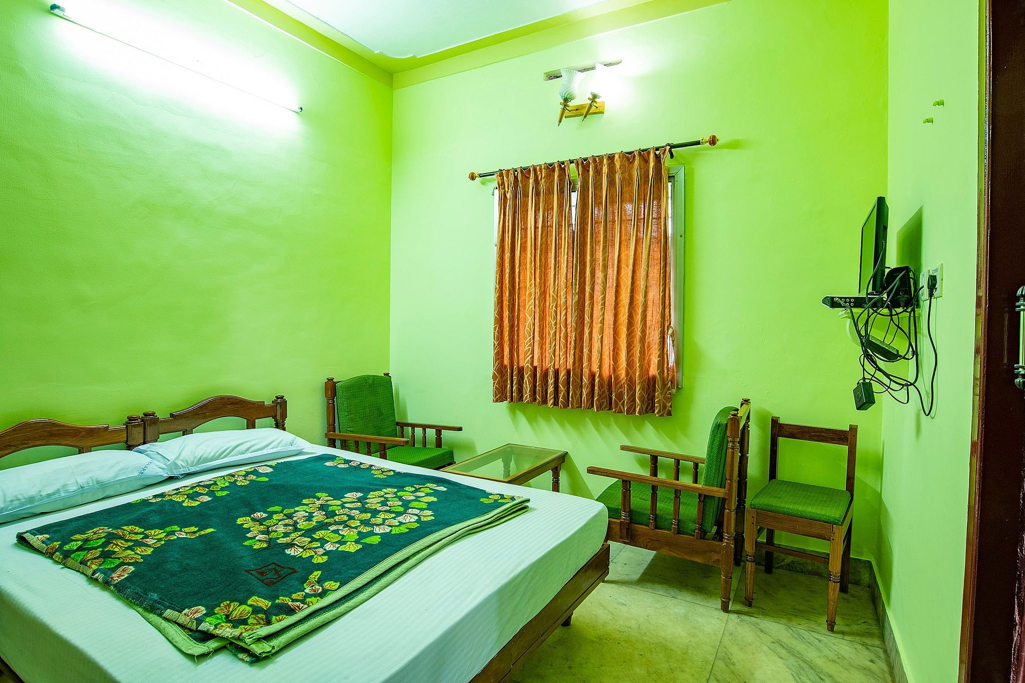 Dhanyasree Deluxe Room 3