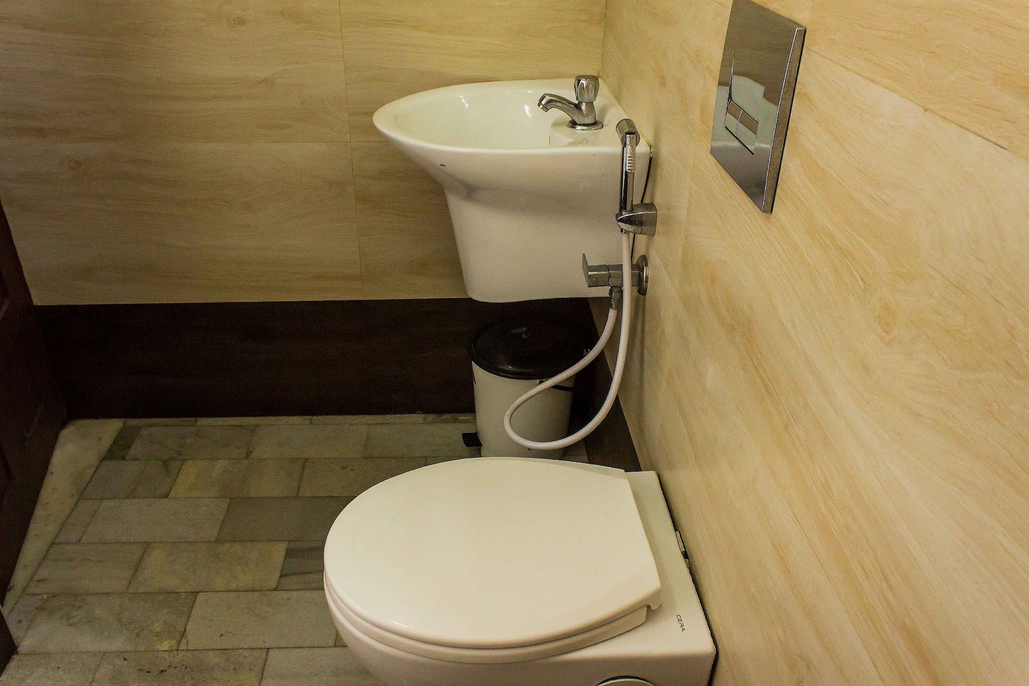 Dhanyasree Deluxe Room 18