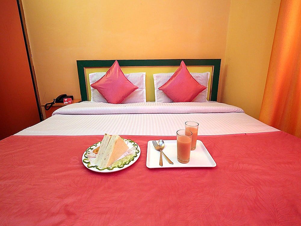 Room Service - Dining