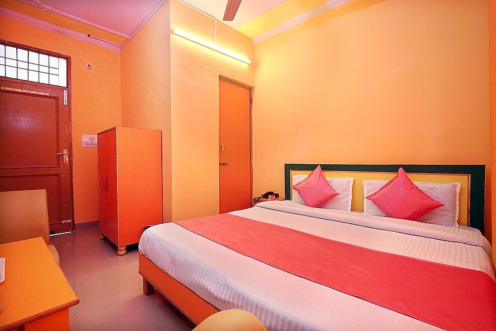 Hotel O Comfort Double or Twin Room 4