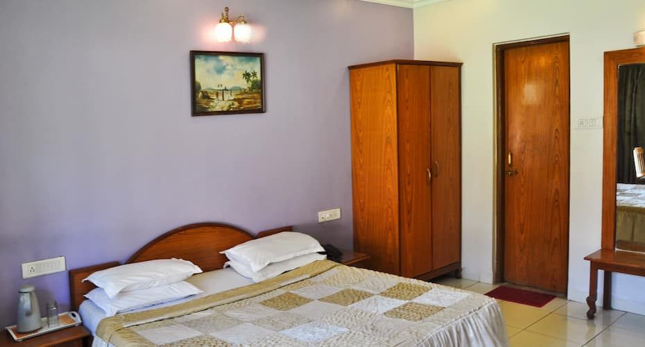 Rishikesh Resorts Standard Room 4