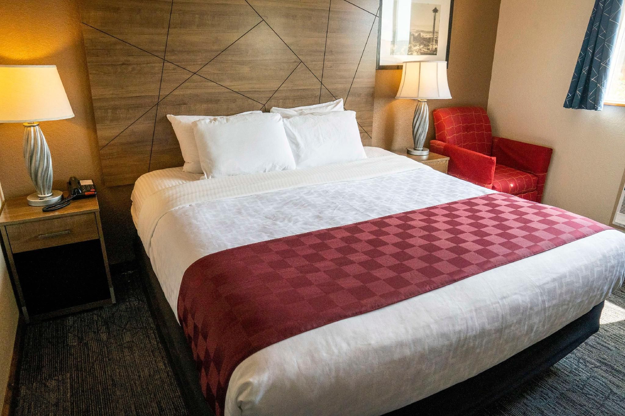 1 King Bed Jetted Tub Room