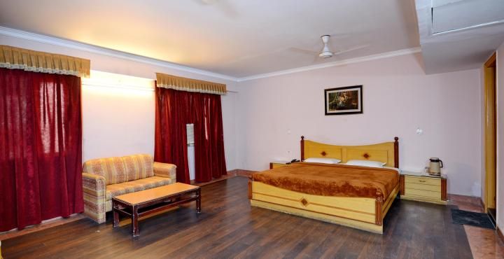 Super Deluxe Room