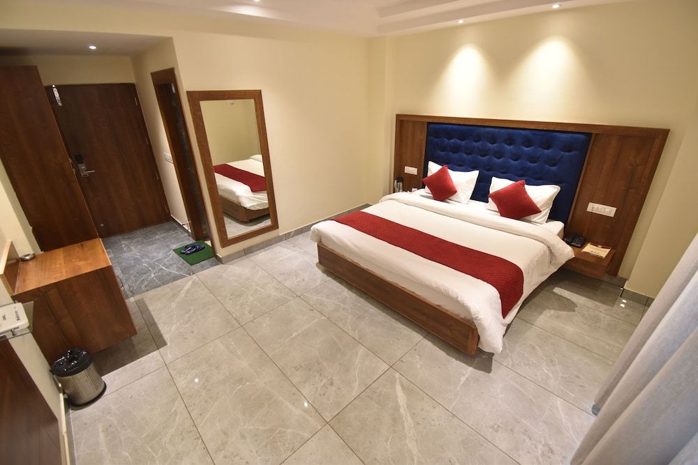 Hotel Vaishno Devi Heights Executive Room 11