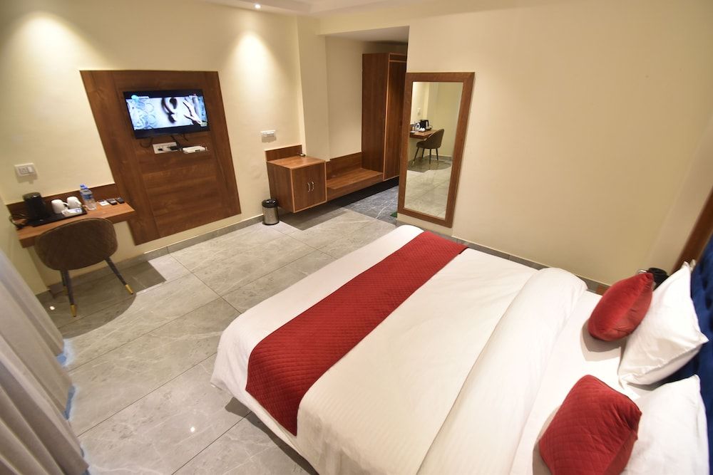 Hotel Vaishno Devi Heights Executive Room 15