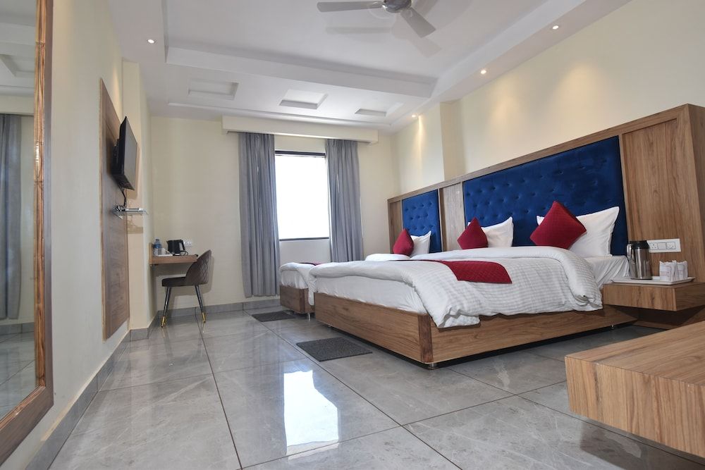 Hotel Vaishno Devi Heights Executive Room 9