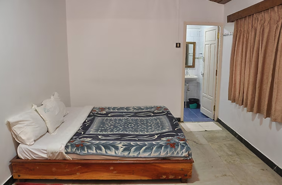 Cottage( 6 Person)