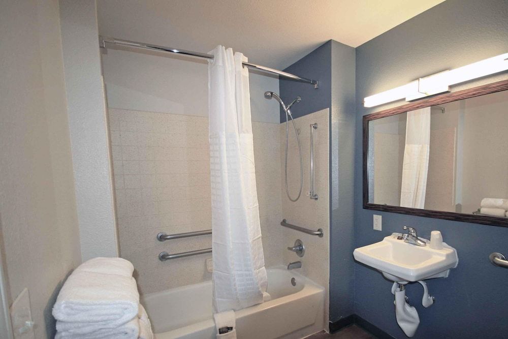 Extended Stay America Suites - Albuquerque - Rio Rancho Blvd. Deluxe Studio, 1 Double Bed with Sofa bed, Accessible, Non Smoking 4