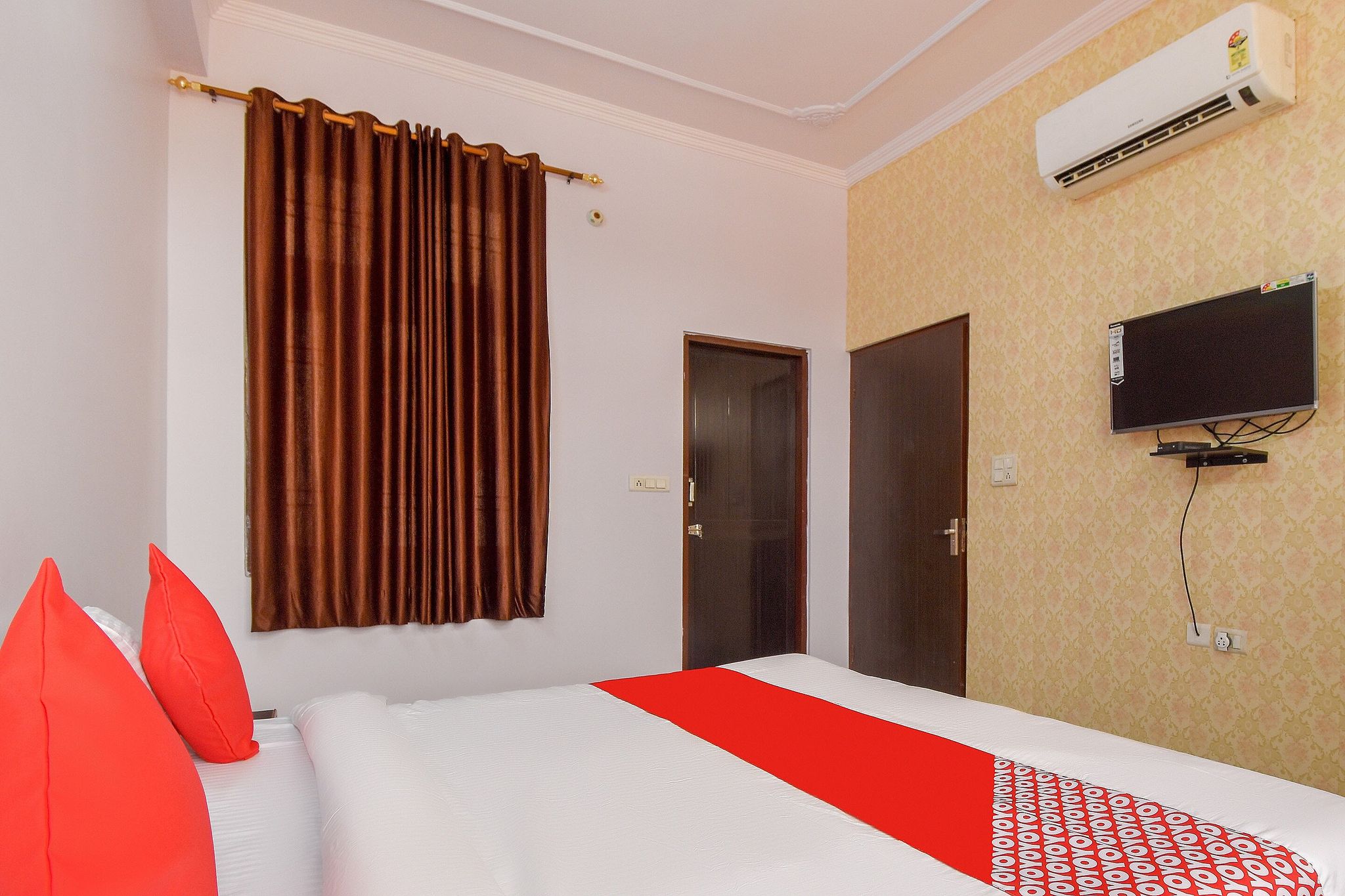 OYO Flagship Kanha Guest House Classic 17