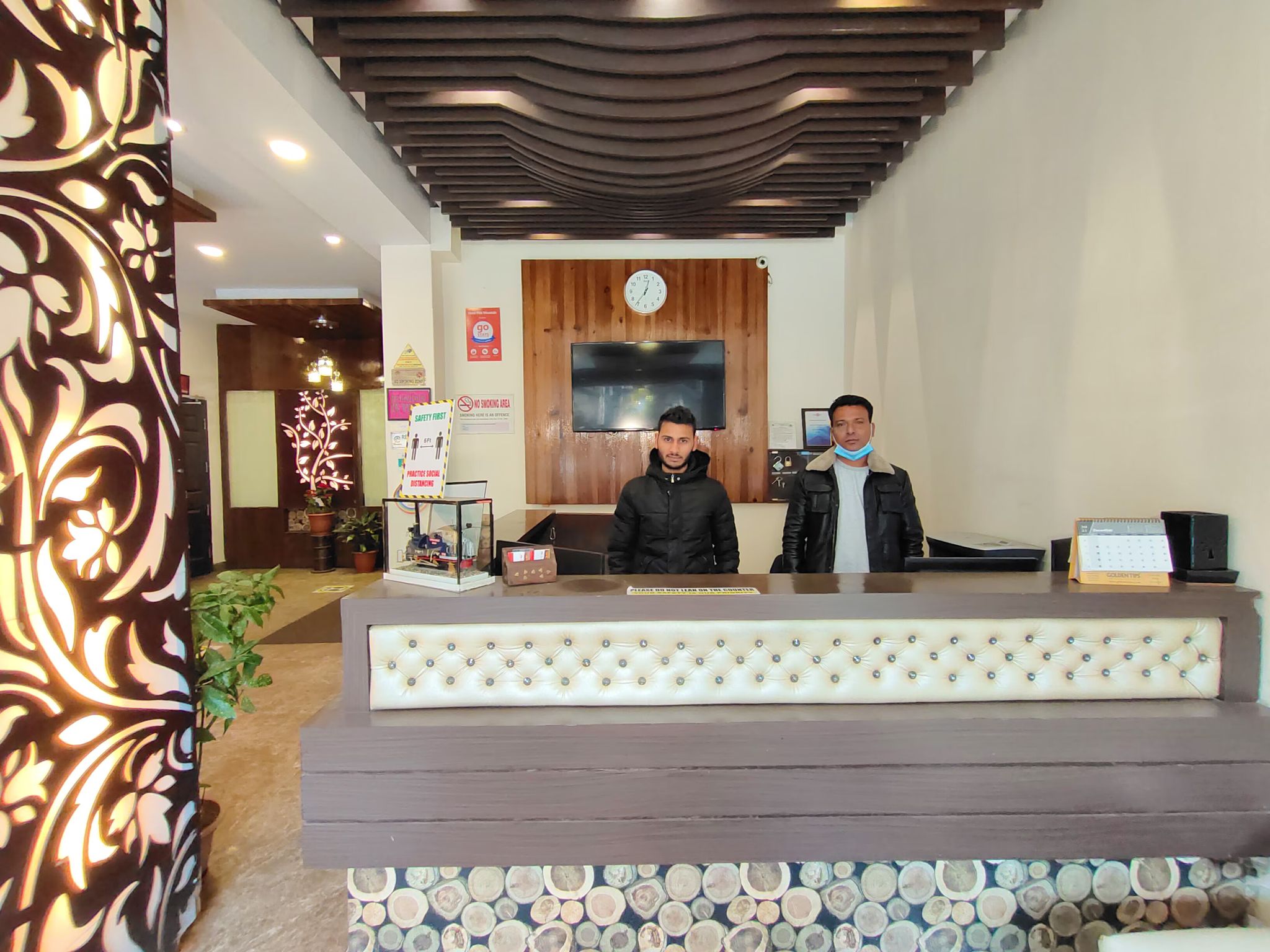undefined JAIN GROUP HOTEL PINK MOUNTAIN (5 min walking from Mall Road ) 2