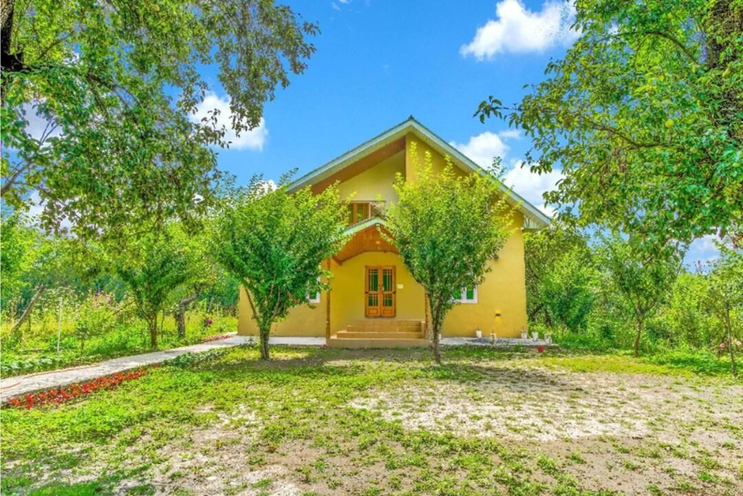 undefined Vaccinated Staff- OYO 9924 Lisa Guest House 3