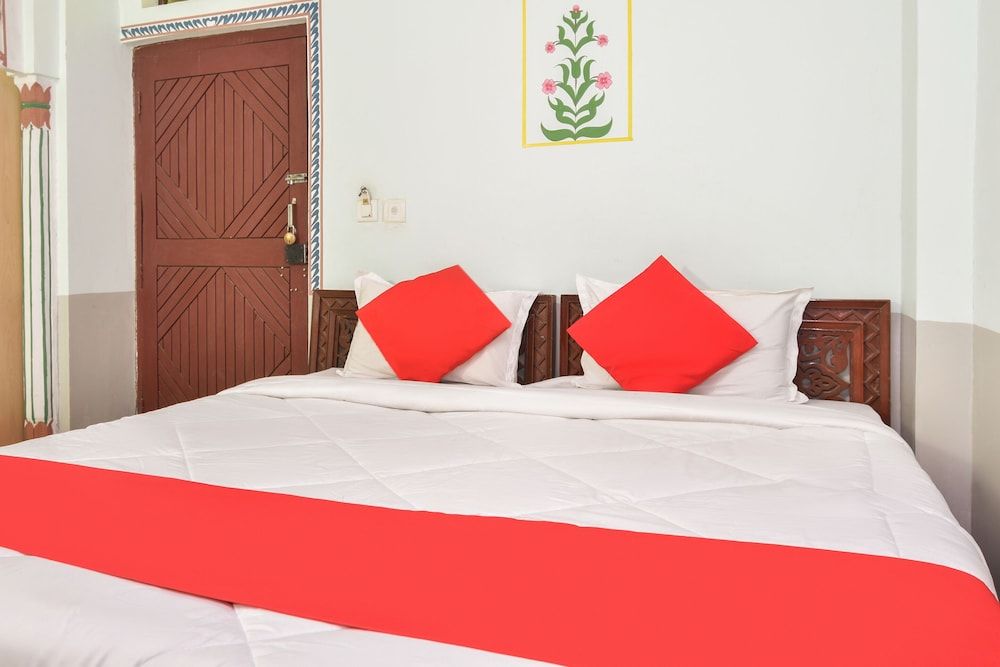 undefined OYO 46031  Singhasan Haveli 7
