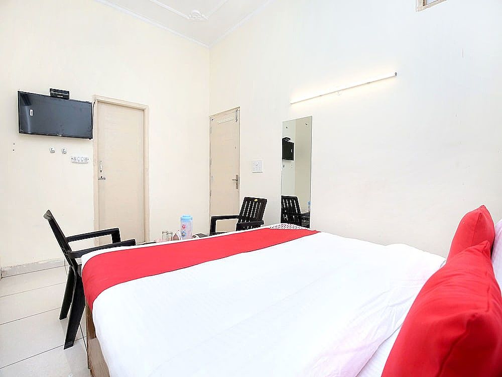 OYO 16695 Hotel Sun View Double or Twin Room 11