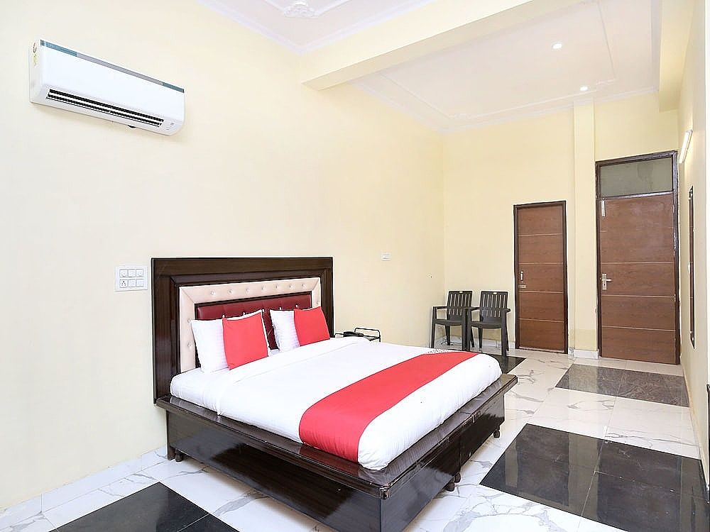 undefined OYO 16695 Hotel Sun View 8