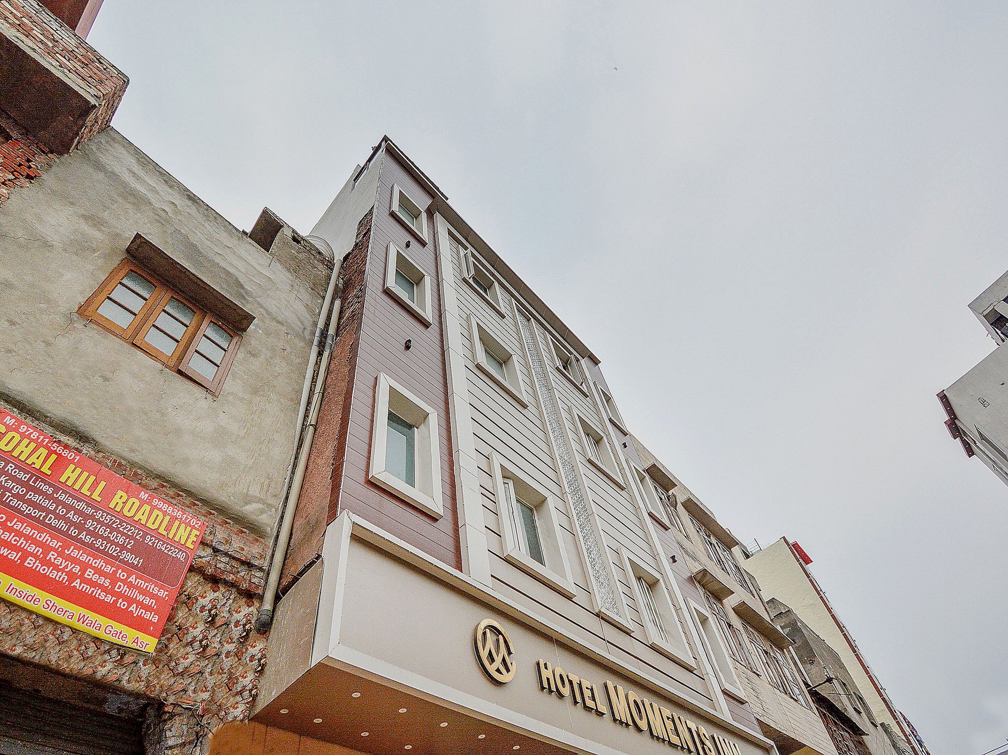 undefined Capital O 69624 Hotel Moments Inn 6
