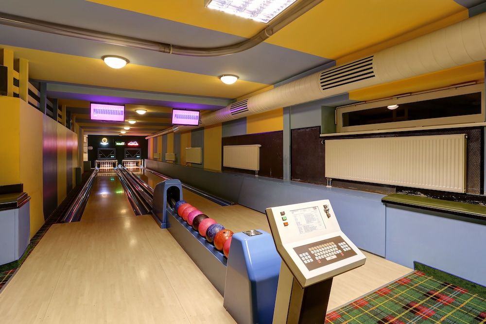 Bowling
