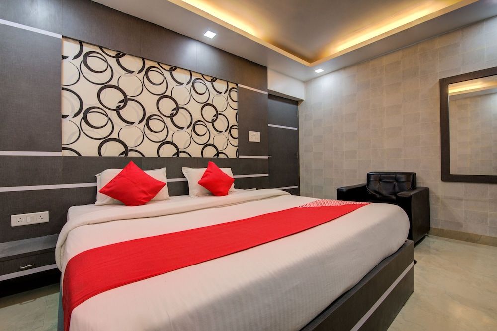 OYO 17188 A K Residency Double or Twin Room 11