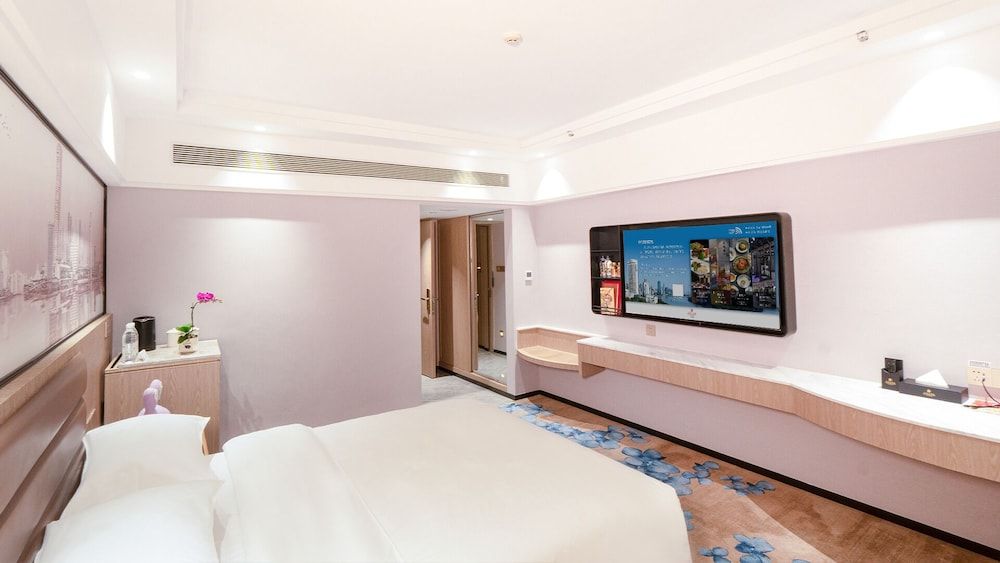 undefined Hotel Landmark Canton 9