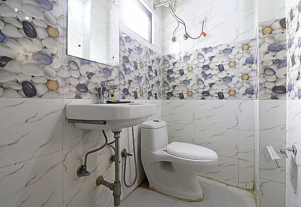 Kelvish Hotel Premium Double Room 19