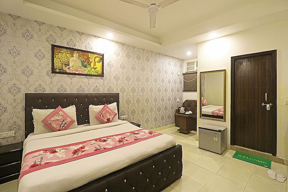 undefined Kelvish Hotel 8