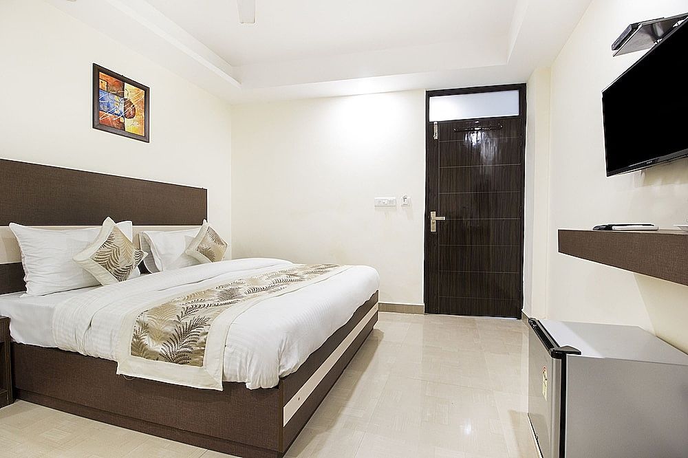 Kelvish Hotel Premium Double Room 6