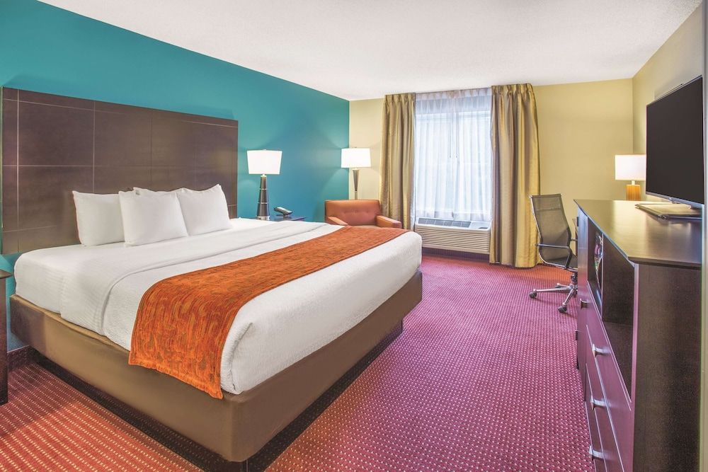 Room, 1 King Bed, Non Smoking